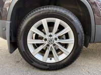 USED 2013 A VOLKSWAGEN TIGUAN 2.0 TDI BlueMotion Tech SE SUV 5dr Diesel DSG 4WD Euro 5 (s/s) (140 ps) HEATED FRONT SEATS, PARKING SENSORS