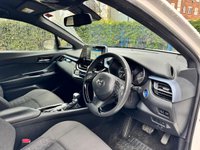 USED 2020 69 TOYOTA C-HR 1.8 VVT-h Design SUV 5dr Petrol Hybrid CVT Euro 6 (s/s) (122 ps) 