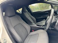 USED 2020 69 TOYOTA C-HR 1.8 VVT-h Design SUV 5dr Petrol Hybrid CVT Euro 6 (s/s) (122 ps) 
