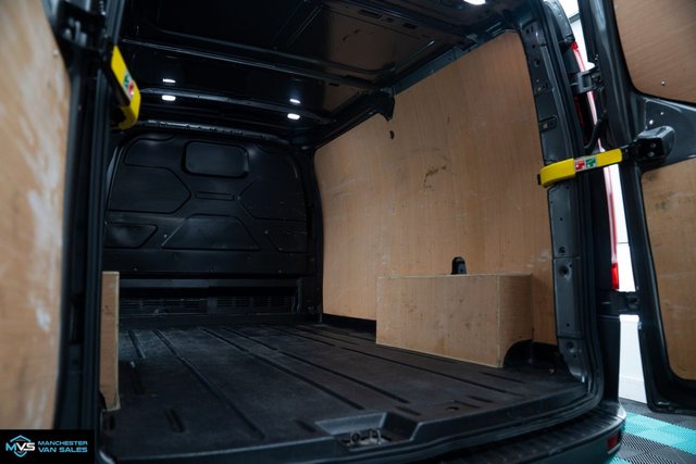 2021 Ford Transit Custom 2L Sport 5dr - Photo 7