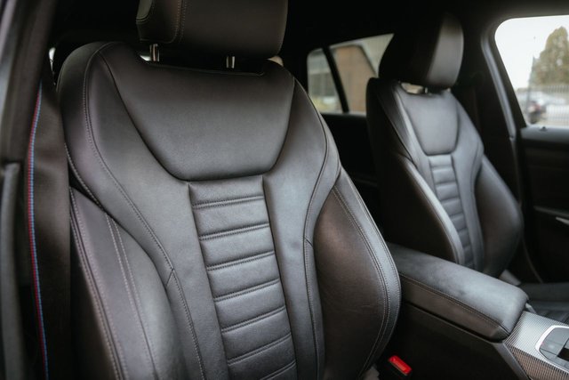 2021 BMW 3 Series 3L null 5dr - Photo 4