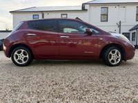 USED 2016 16 NISSAN LEAF 30kWh Acenta Hatchback 5dr Electric Auto (109 bhp) 2KEYS HISTORY SAT NAV R/CAMERA