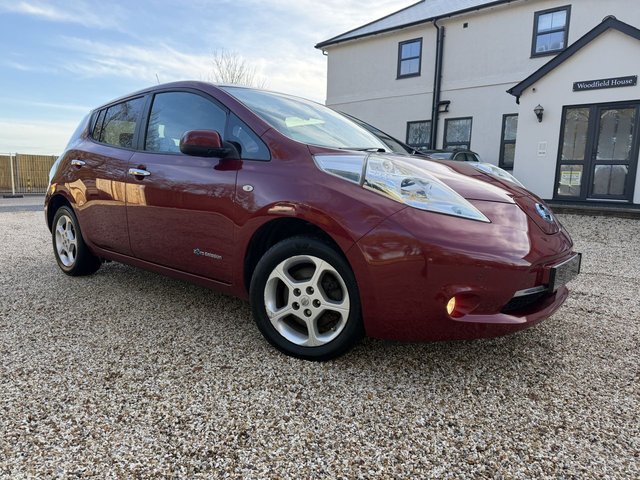 2016 16 Nissan Leaf 30kWh Acenta Hatchback 5dr Electric Auto (109 bhp)