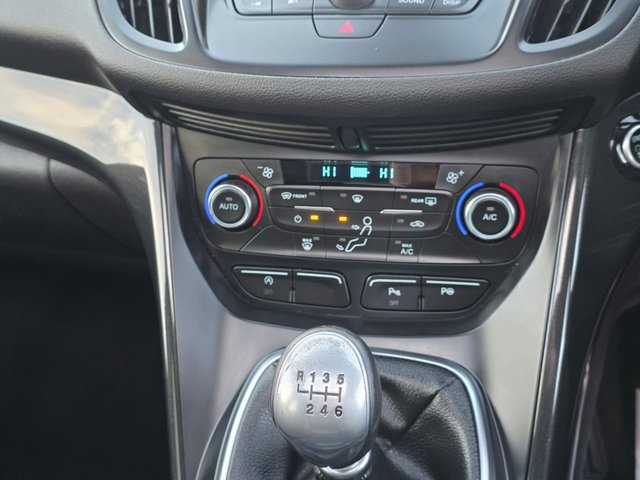 2019 FORD KUGA 2.0 TDCi EcoBlue ST-Line Edition SUV 5dr Diesel Manual AWD Euro 6 (s/s) (180 ps) - Photo 11