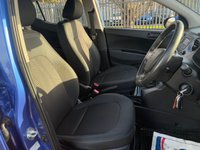 USED 2018 68 HYUNDAI I10 1.0 SE Hatchback 5dr Petrol Manual Euro 6 (67 ps) 2 OWNERS FROM NEW* CRUISE CONTROL* AIR CON* TRACTION CONTROL* BLUETOOTH PHONE AND AUDIO* DAB* AUX* USB* REMOTE CENTRAL LOCKING WITH 2 KEYS* ELECTRIC WINDOWS & MIRRORS