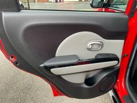 USED 2014 64 KIA SOUL 1.6 CRDi Mixx SUV 5dr Diesel Manual Euro 5 (126 bhp) 