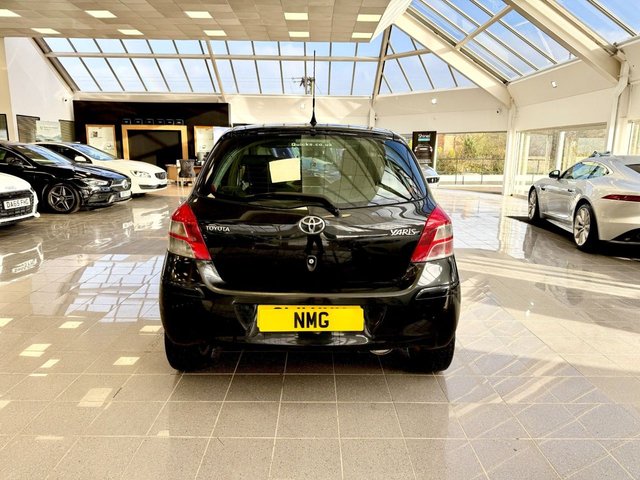 2011 Toyota Yaris 1.3L Tr 5dr - Photo 6