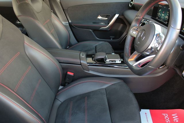 2018 MERCEDES-BENZ A-CLASS 2.0 A250 AMG Line Hatchback 5dr Petrol 7G-DCT Euro 6 (s/s) (224 ps) - Photo 10