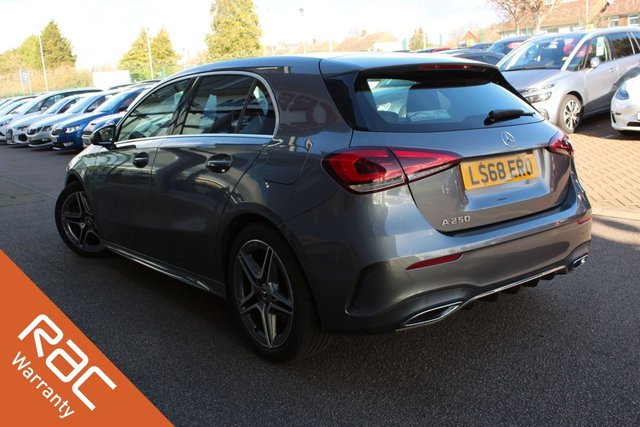 2018 MERCEDES-BENZ A-CLASS 2.0 A250 AMG Line Hatchback 5dr Petrol 7G-DCT Euro 6 (s/s) (224 ps) - Photo 5