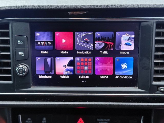 2018 SEAT LEON 2018 2.0 TDI FR TECHNOLOGY SAT NAV HATCHBACK SENSORS 5DR DIESEL MANUAL EURO 6 (S/S) (150 PS) - Photo 9