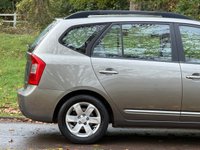 USED 2009 59 KIA CARENS 1.6 GS MPV 5dr Petrol Manual (174 g/km, 130 bhp) 