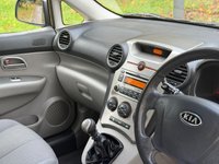 USED 2009 59 KIA CARENS 1.6 GS MPV 5dr Petrol Manual (174 g/km, 130 bhp) 