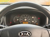 USED 2009 59 KIA CARENS 1.6 GS MPV 5dr Petrol Manual (174 g/km, 130 bhp) 
