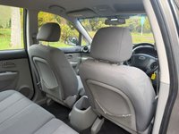 USED 2009 59 KIA CARENS 1.6 GS MPV 5dr Petrol Manual (174 g/km, 130 bhp) 