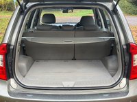 USED 2009 59 KIA CARENS 1.6 GS MPV 5dr Petrol Manual (174 g/km, 130 bhp) 