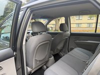 USED 2009 59 KIA CARENS 1.6 GS MPV 5dr Petrol Manual (174 g/km, 130 bhp) 