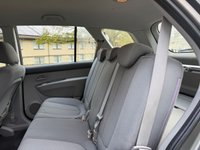 USED 2009 59 KIA CARENS 1.6 GS MPV 5dr Petrol Manual (174 g/km, 130 bhp) 
