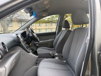 USED 2009 59 KIA CARENS 1.6 GS MPV 5dr Petrol Manual (174 g/km, 130 bhp) 