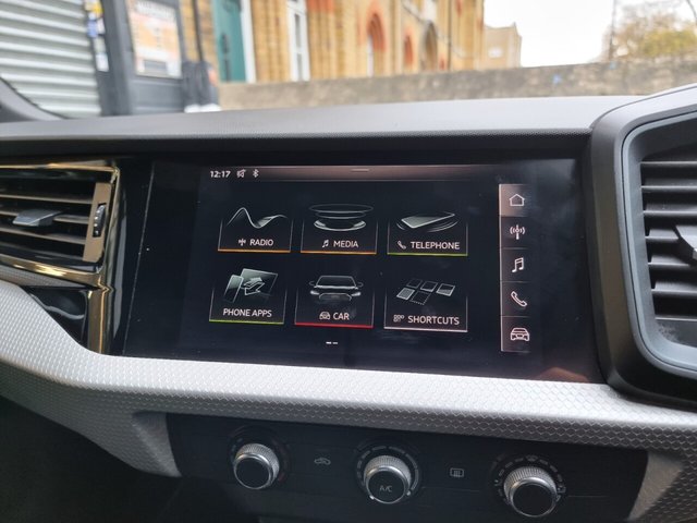 2019 AUDI A1 2019 1.0 TFSI 30 S line Sportback 5dr Petrol S Tronic Euro 6 (s/s) (116 ps) - Photo 3