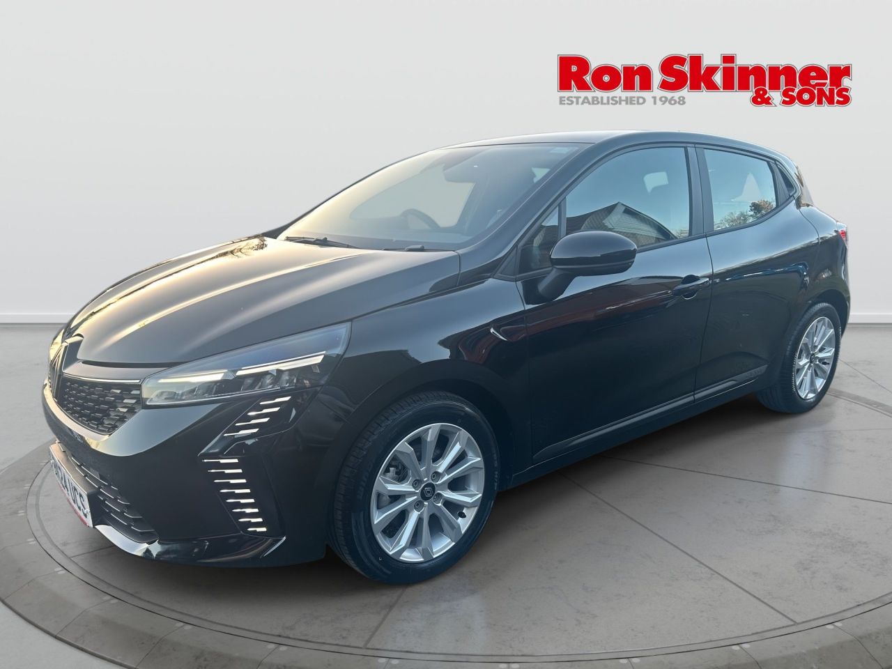 2024 24 RENAULT CLIO