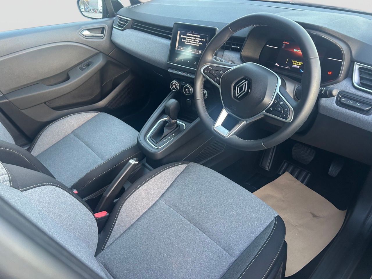 2024 24 RENAULT CLIO