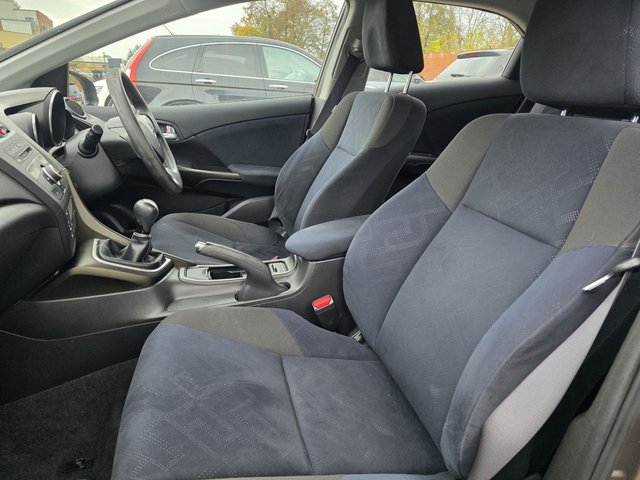 2014 Honda Civic 1.6L Se 5dr - Photo 6