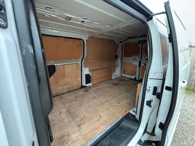 2023 Vauxhall Vivaro 1.5L Pro 6dr - Photo 11