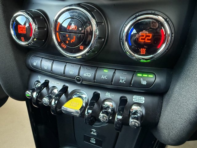 2023 MINI Electric Hatch - Photo 6