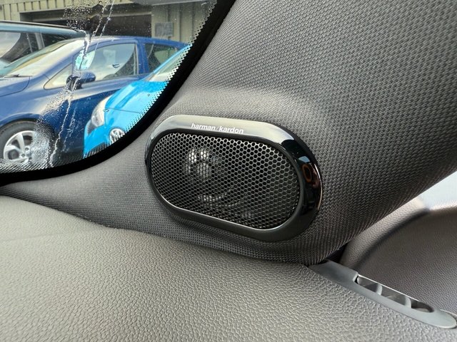 2023 MINI Electric Hatch - Photo 10