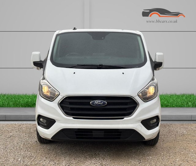 2022 Ford Transit Custom 2L Limited 5dr - Photo 8