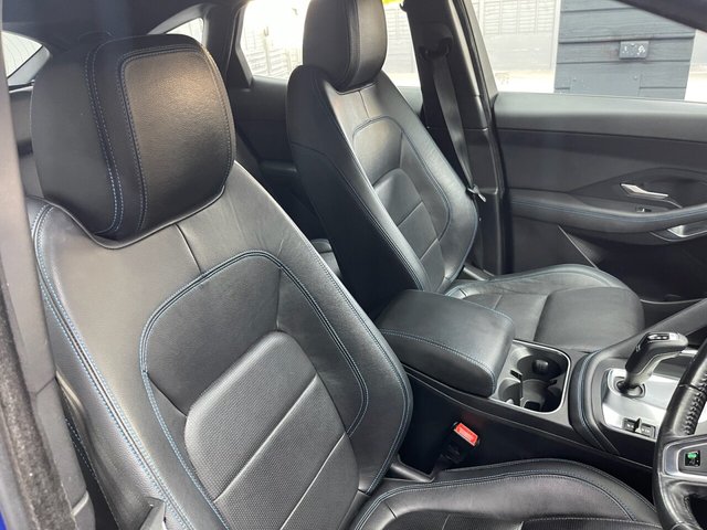2018 Jaguar E-Pace 2L R-Dynamic S 5dr - Photo 4