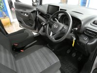 USED 2022 72 VAUXHALL COMBO LIFE 1.5 Turbo D SE XL MPV 5dr Diesel Manual 6Spd Euro 6 (s/s) (7 Seat) (100 ps) 5/7 SEAT ANDROID APPLE CARPLAY REAR VIEW CAMERA CRUISE CONTROL PARKING SENSORS 1 OWNERS GENUINE LOW MILES SERVICE HISTORY WARRANTY
