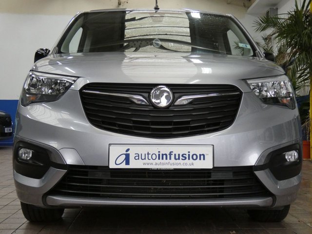 2022 VAUXHALL COMBO LIFE - Photo 2