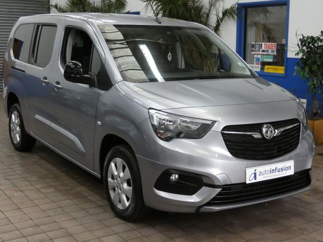 2022 72 Vauxhall Combo Life 1.5 Turbo D SE XL MPV 5dr Diesel Manual 6Spd Euro 6 (s/s) (7 Seat) (100 ps)