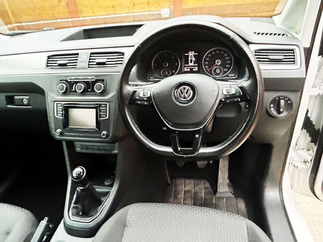 2018 VOLKSWAGEN CADDY MAXI LIFE - Photo 2