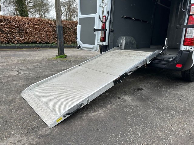 2021 RENAULT MASTER - Photo 6