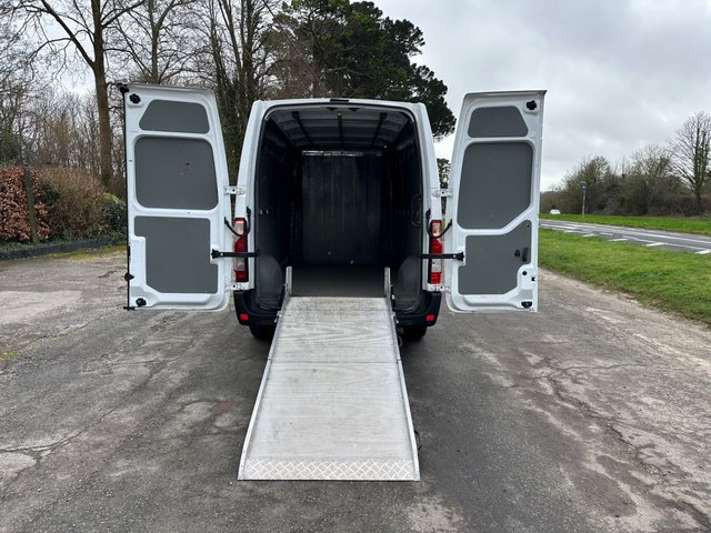 2021 RENAULT MASTER - Photo 4