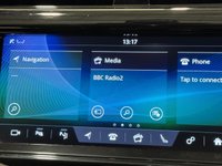 USED 2018 68 LAND ROVER DISCOVERY 3.0 SD V6 HSE SUV 5dr Diesel Auto 4WD Euro 6 (s/s) (306 ps) Commercial Land Rover Discovery 3.0 HSE Euro 6 , Generous specification, Heated Steering Wheel, Detachable Towbar, Adaptive LED Lights, Surround Camera