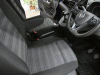 USED 2022 72 VAUXHALL COMBO LIFE 1.5 Turbo D SE XL MPV 5dr Diesel Manual 6Spd Euro 6 (s/s) (7 Seat) (100 ps) 5/7 SEAT ANDROID APPLE CARPLAY REAR VIEW CAMERA CRUISE CONTROL PARKING SENSORS 1 OWNERS GENUINE LOW MILES SERVICE HISTORY WARRANTY