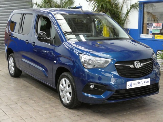 2022 VAUXHALL COMBO LIFE - Photo 9