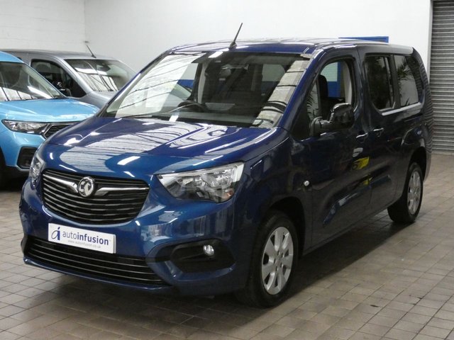 2022 VAUXHALL COMBO LIFE - Photo 4
