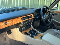 USED 1989 F JAGUAR XJS 3.6 - Time-warp condition & mileage 