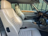 USED 1989 F JAGUAR XJS 3.6 - Time-warp condition & mileage 