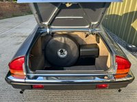 USED 1989 F JAGUAR XJS 3.6 - Time-warp condition & mileage 