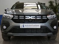 USED 2025 25 DACIA JOGGER 1.6 Hybrid Expression MPV 5dr Petrol Hybrid Auto Euro 6 (s/s) (140 ps) GENUINE LOW MILES OF 188 MILES 7 SEATS ANDROID APPLE CARPLAY REAR VIEW CAMERA CRUISE CONTROL PARKING SENSORS 1 OWNER DACIA WARRANTY TILL MARCH 2028