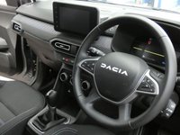 USED 2025 25 DACIA JOGGER 1.6 Hybrid Expression MPV 5dr Petrol Hybrid Auto Euro 6 (s/s) (140 ps) GENUINE LOW MILES OF 188 MILES 7 SEATS ANDROID APPLE CARPLAY REAR VIEW CAMERA CRUISE CONTROL PARKING SENSORS 1 OWNER DACIA WARRANTY TILL MARCH 2028