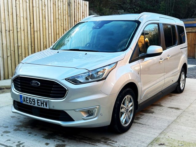 View our FORD GRAND TOURNEO CONNECT