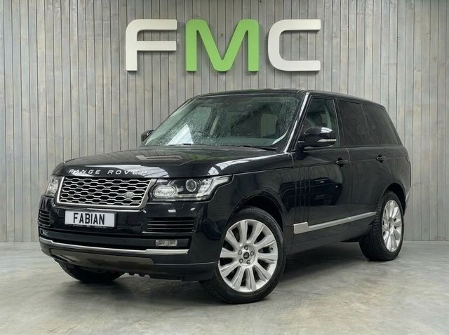 View our Land Rover Range Rover 3.0 TDV6 Vogue SUV 5dr Diesel Auto 4WD *Lovely Example - 2020 Grill - FSH*