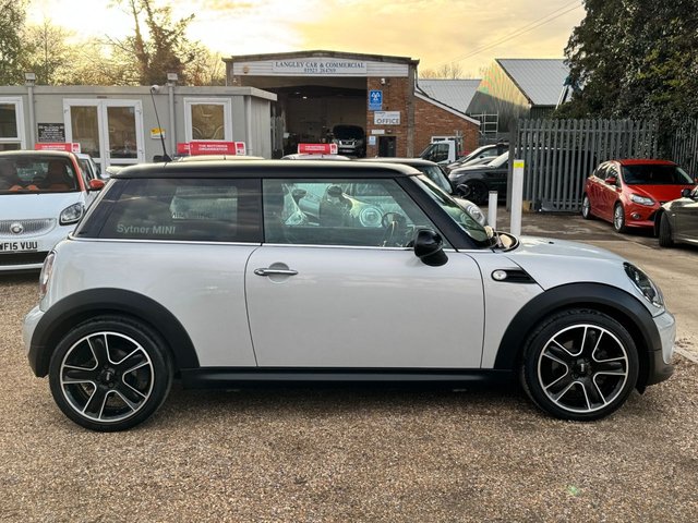 2011 MINI HATCH 1.6 Cooper D Soho Hatchback 3dr Diesel Manual Euro 5 (s/s) (112 ps) - Photo 8
