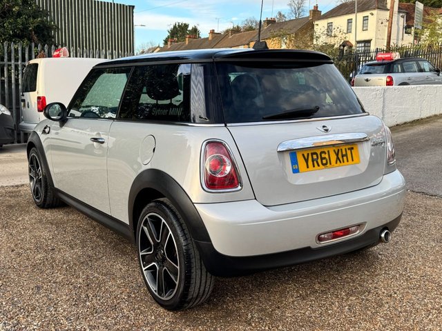 2011 MINI HATCH 1.6 Cooper D Soho Hatchback 3dr Diesel Manual Euro 5 (s/s) (112 ps) - Photo 10